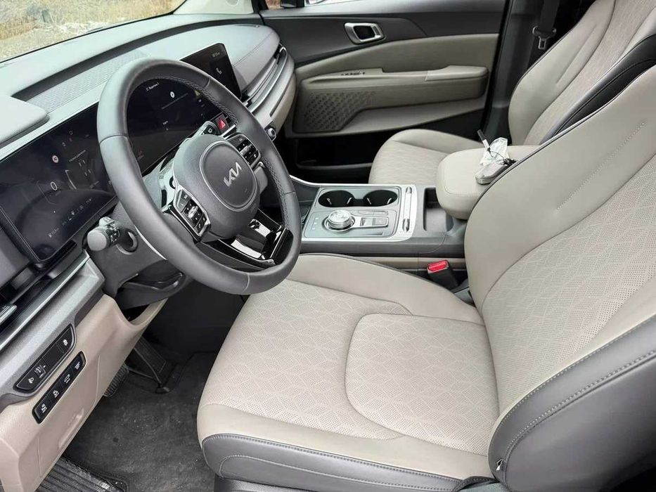 Kia Carnival  Рестайлинг, 2024