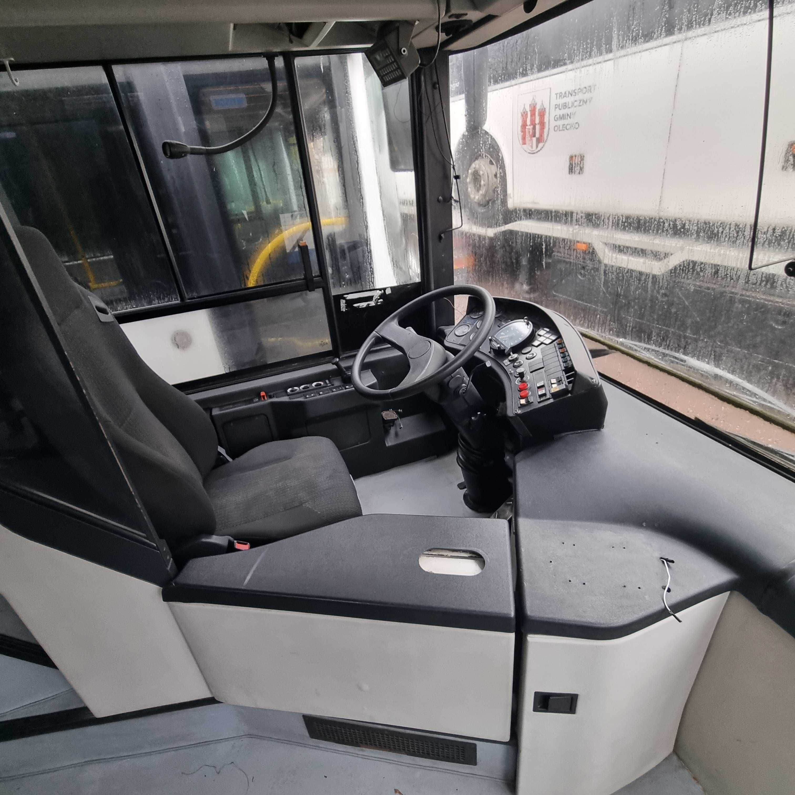 Autobus - MAN A76