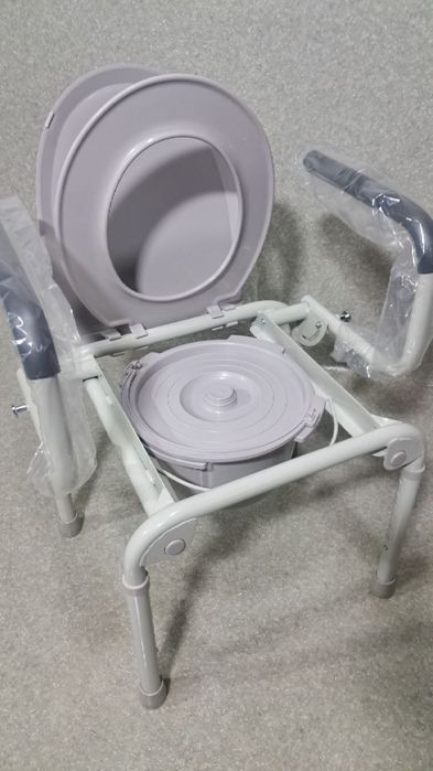 Новий стілець-туалет санітарний стілець стул крісло кресло-туалет