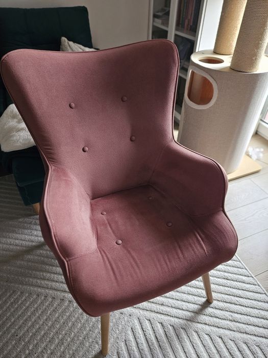 Fotel uszak używany