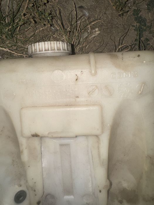 Нива Ваз 2121 бачок омивача оригінал