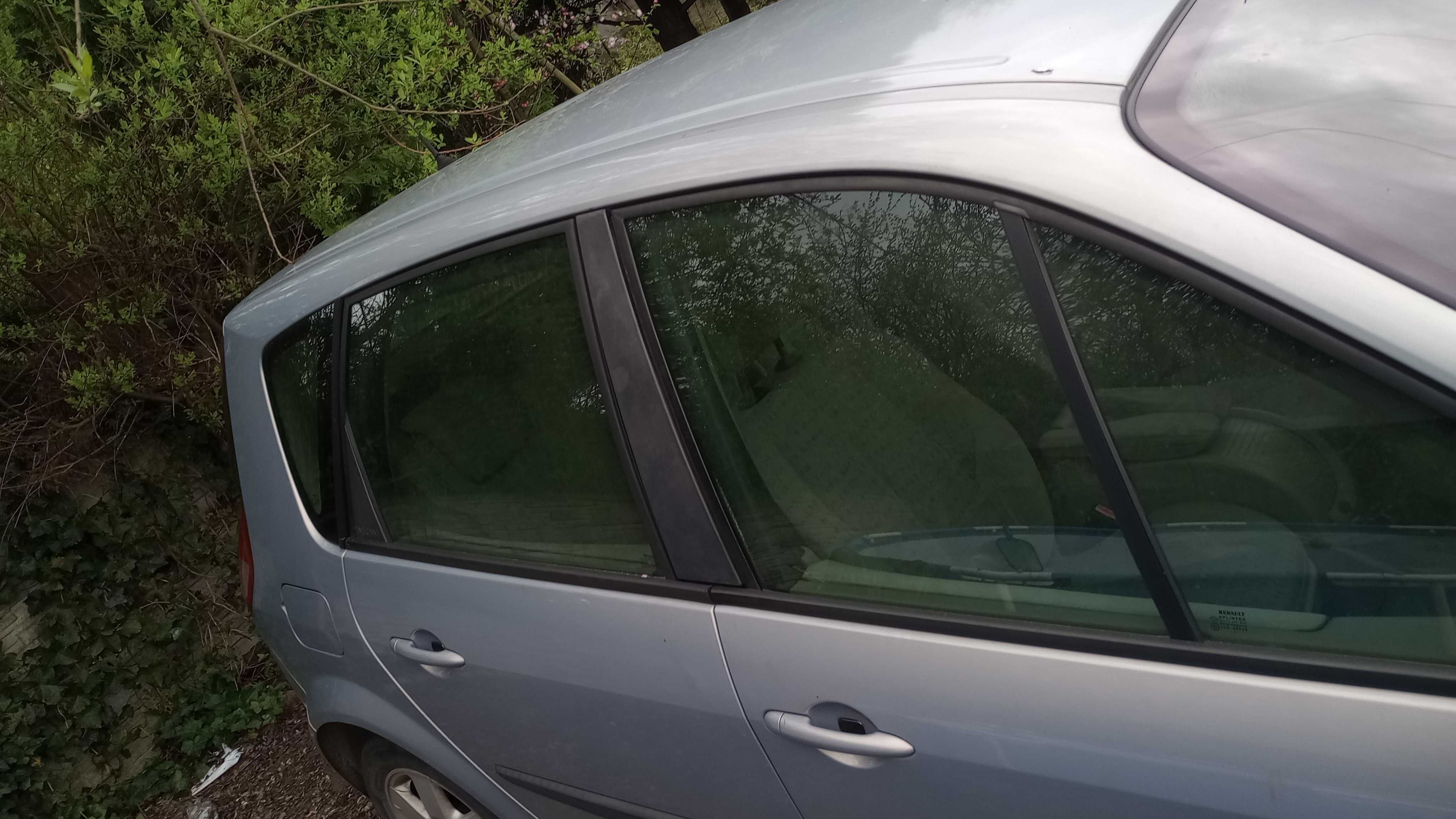 Renault Scenic 2 II TEA19 klamka, drzwi części
