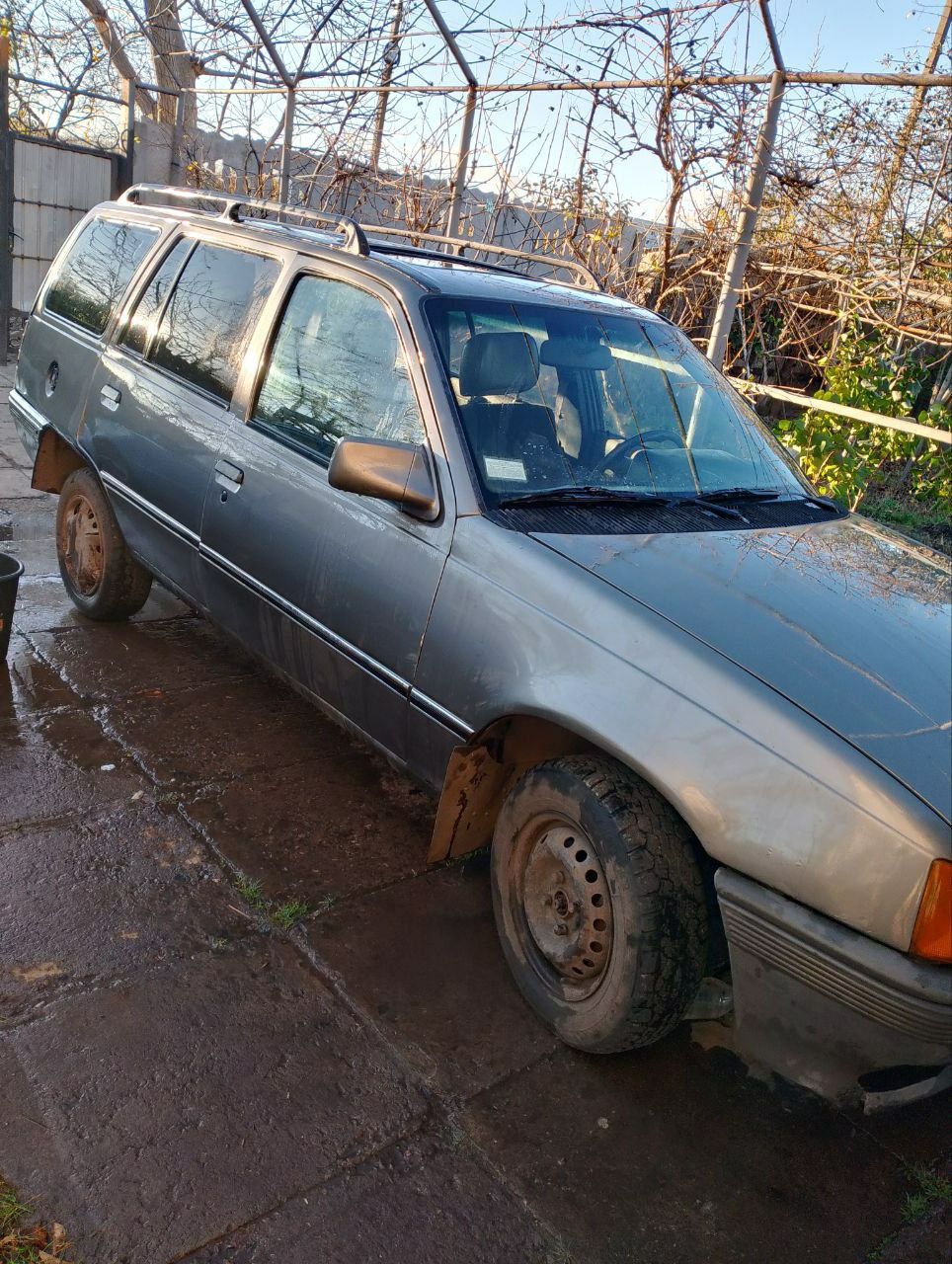 Срочно Автомобиль Opel Kadett газ бензин