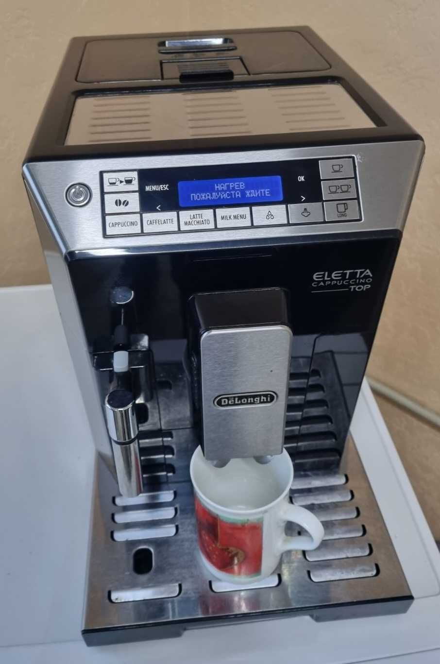 Кавомашина автоматична Delonghi ECAM 45.760.B Eletta Cappuccino TOP