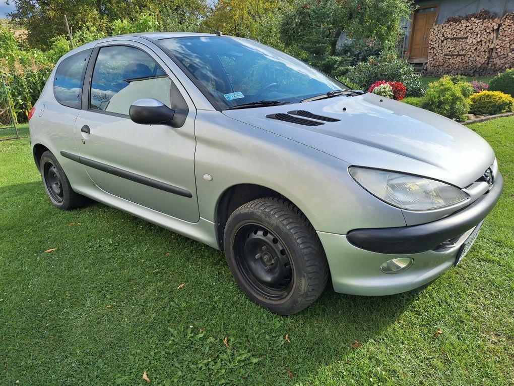 Peugeot 206 1.4 benzyna