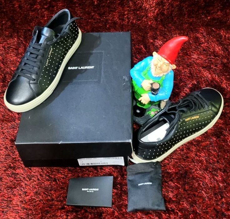 Sapatilhas Saint Laurent. Tamanho 40. 450euros