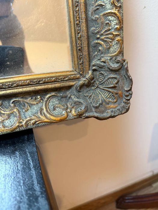 Espelho antigo con moldura