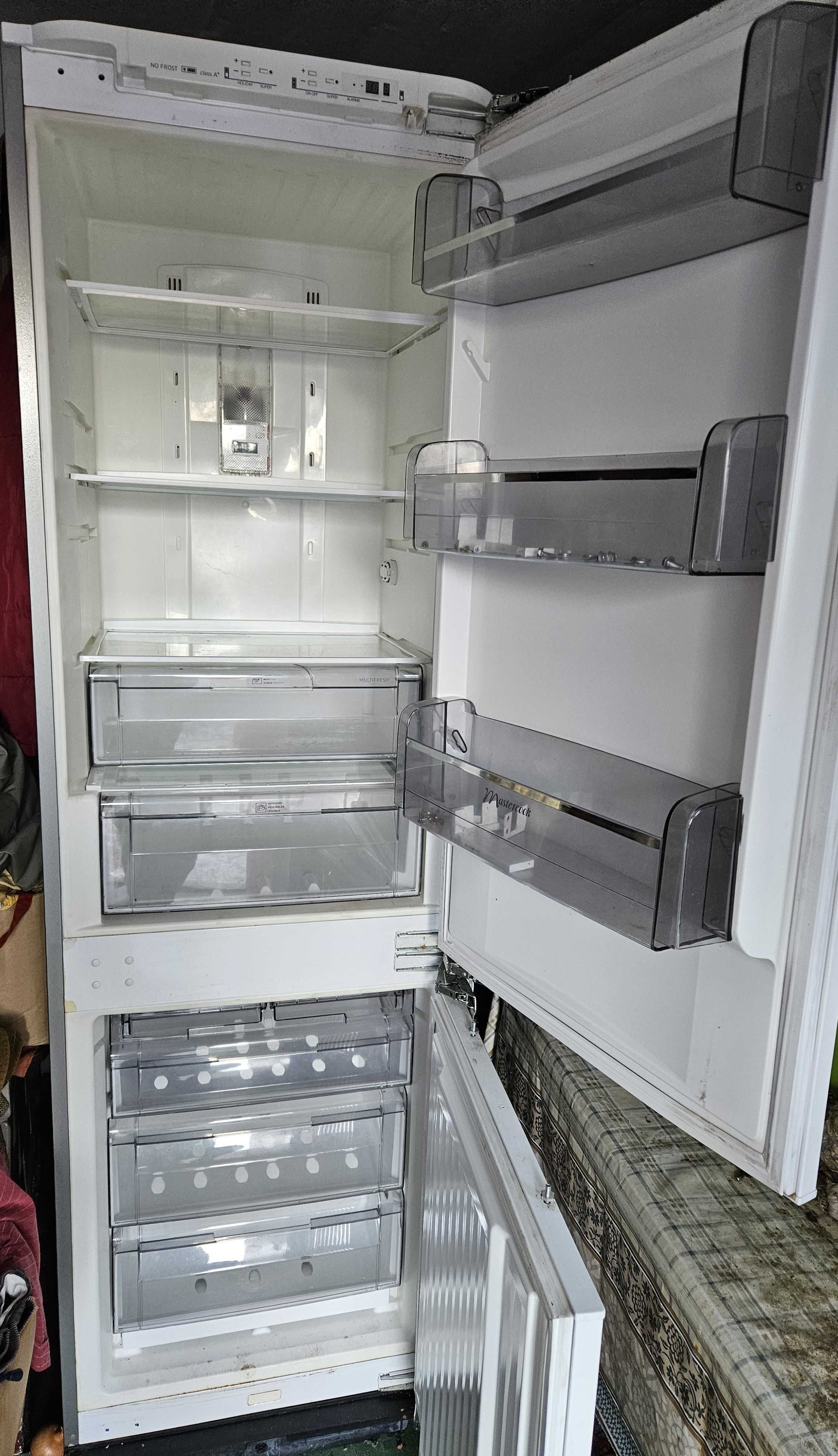 Sprzedam Lodówkę Mastercook LCB 1020 FNF