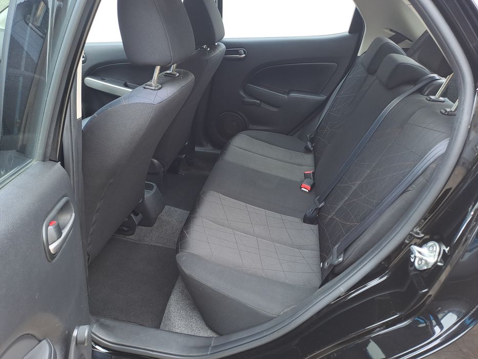 Mazda 2 poj.1,3 benzyna 2012rok. 169800km