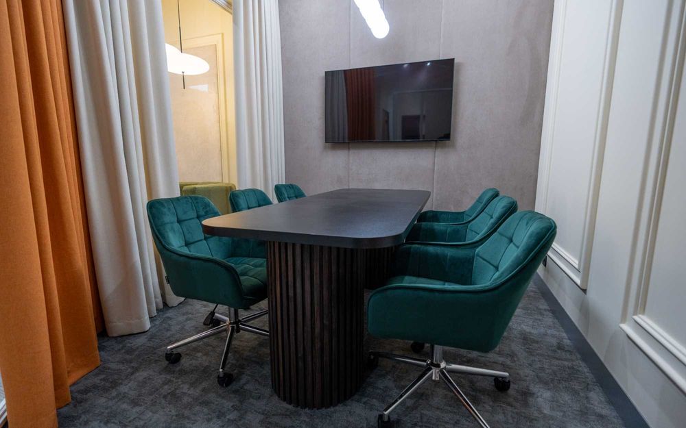 Оренда офісу - Клас А, 250 м2, м. Площа Українських Героїв