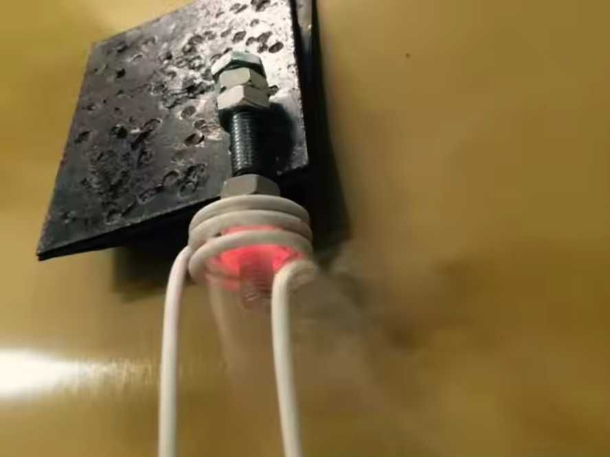 Индукционной нагреватель  ИН-1000W (3 насадок) без кейса.