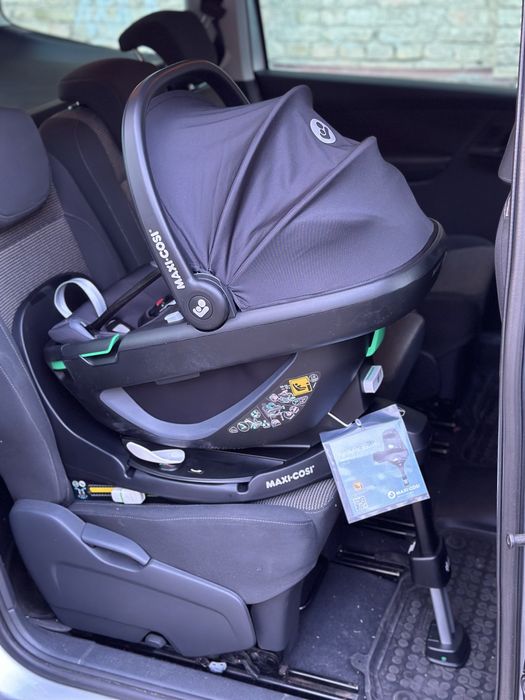 Maxi-Cosi Coral 360 z bazą FamilyFix 360 Pro – stan bardzo dobry!