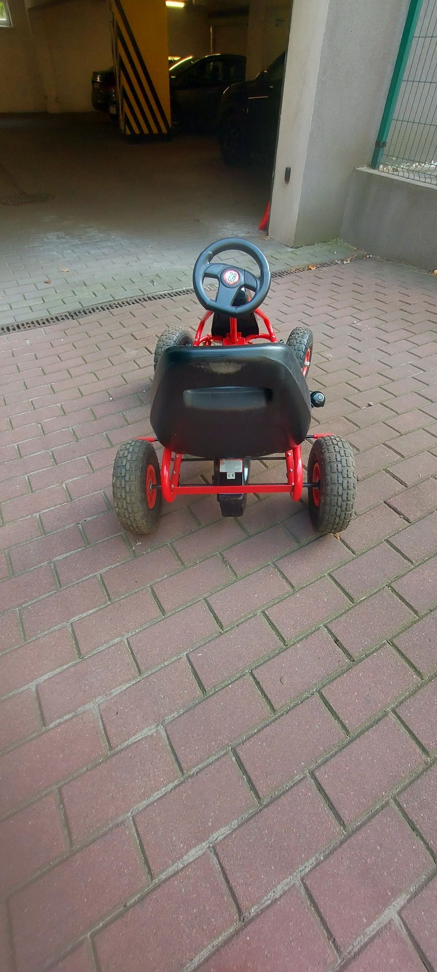 Gokart na pedały stan b.dobry