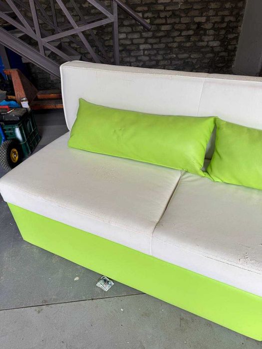 Спальный угловой диван