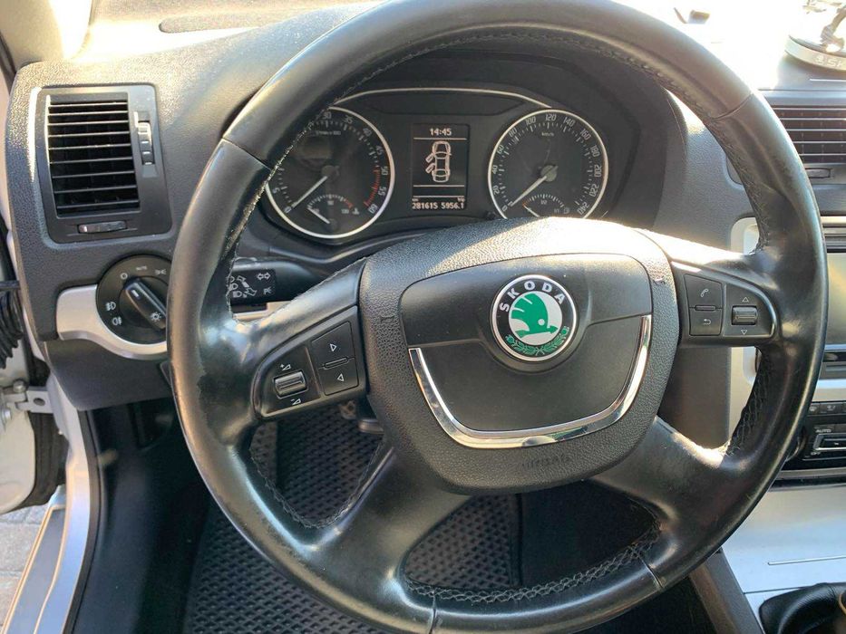 АВТО Skoda Octavia