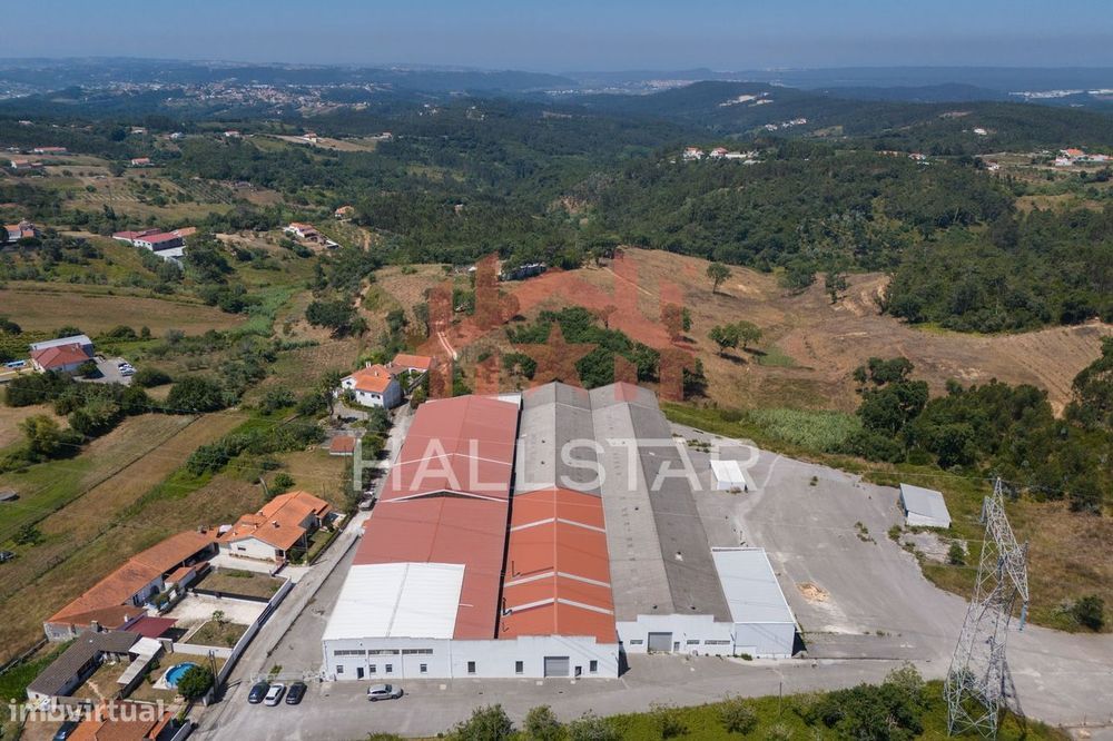 Nave Industrial / Área de 3.700 m2 / Aljubarrota