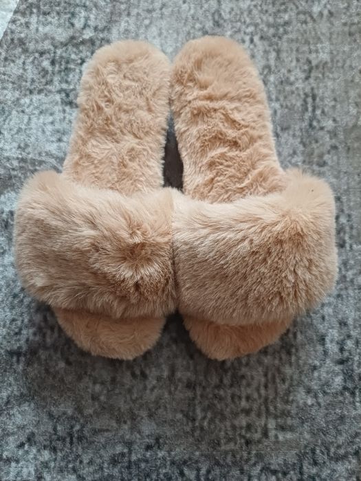 Продам  пухнасті домашні капці(тапки)