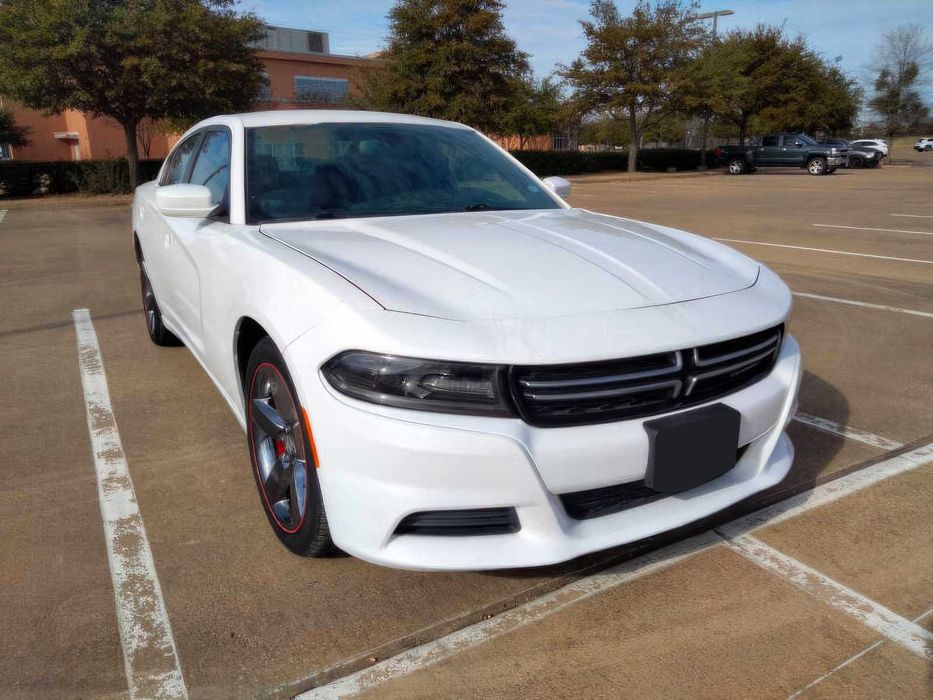 Dodge Charger SE      2015