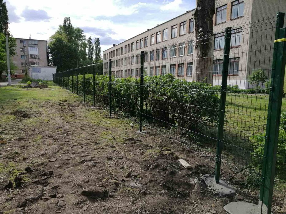 Забор из сетки в ППЛ - сетка для ограждения 3D скидки до 25%