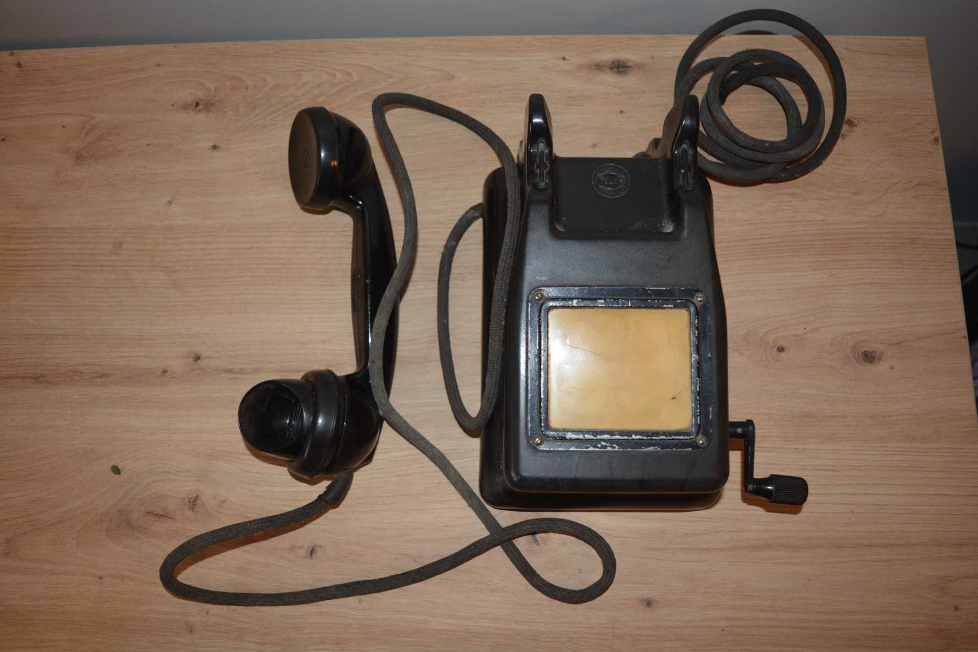 Stary telefon Telos aparat MB na korbkę