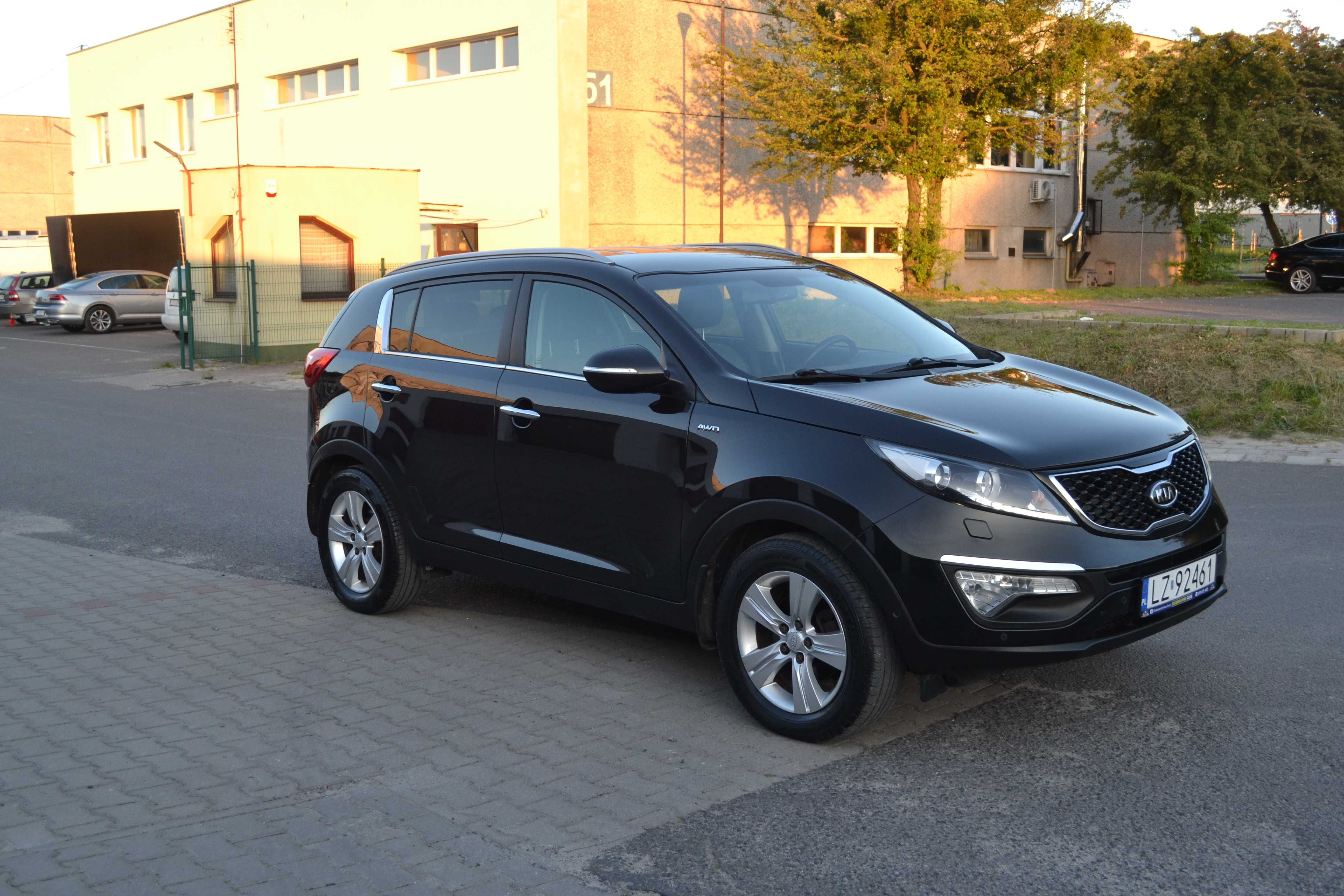 KIA Sportage 2,0 CRDi AUTOMAT 4x4 2xkoła kamera ksenon ZAREJESTROWANY