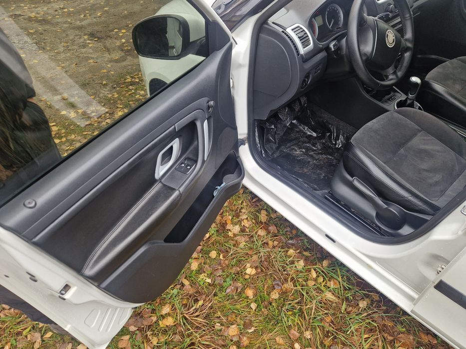 Шкода Фабія 1.4 бензин