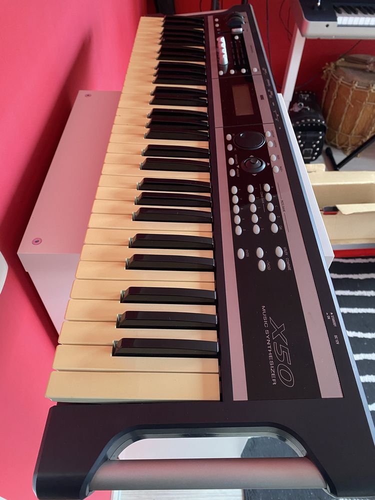 Korg X50 używany