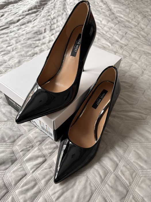 Czarne lakierowane szpilki rozmiar 39