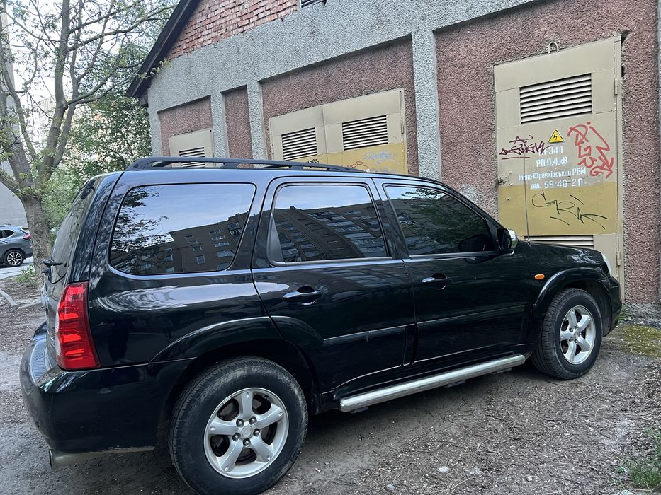 Продам машину повнопривідну