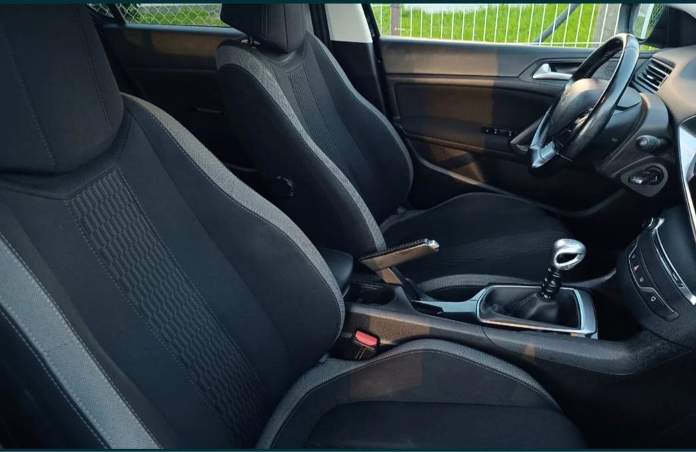 Peugeot 308 1.2 130 cv