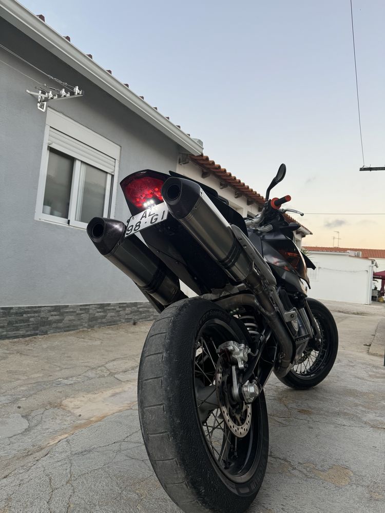 KTM 690 SM PRESTIGE