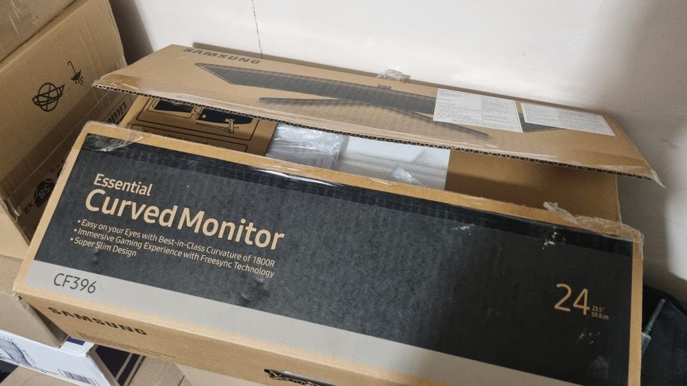 Монітор Samsung C24F396FHI (новий)