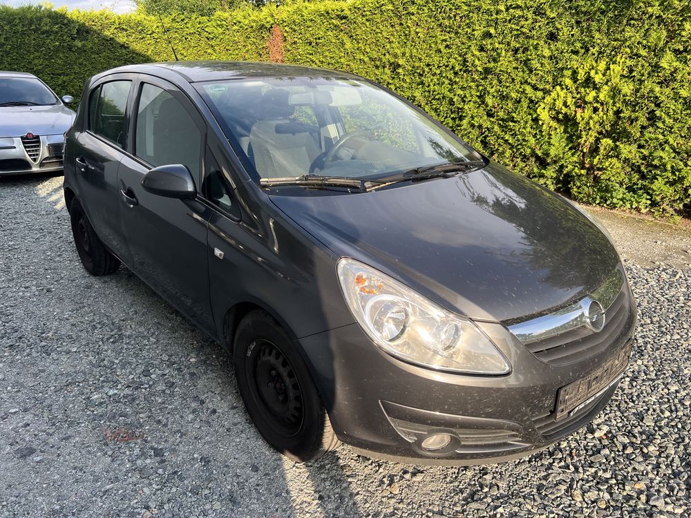 Opel Corsa D 2010 Rok 1.2 benzyna klima