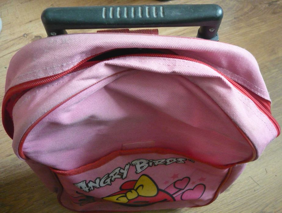 plecak tornister walizka dziecięca na kółkach z rączką angry birds