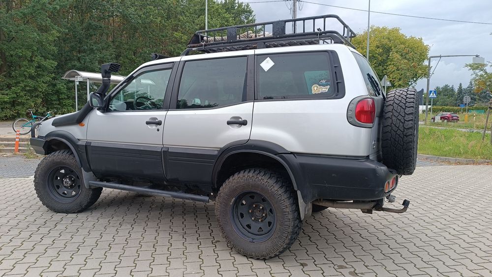 Nissan Terrano II 3.0