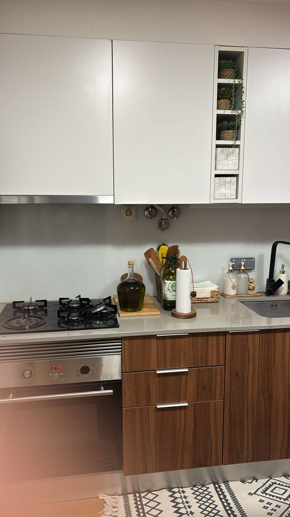 Móveis de Cozinha e Roupeiros