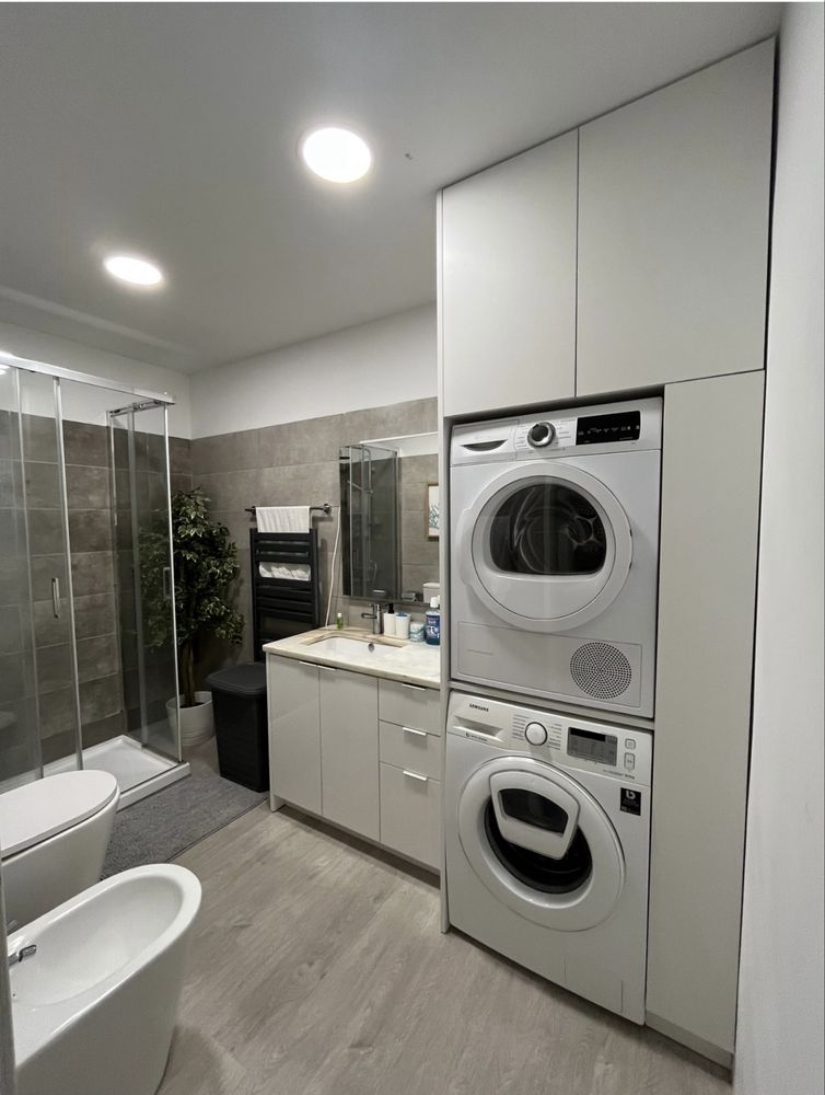 Quarto com WC - Santo Antonio Caparica