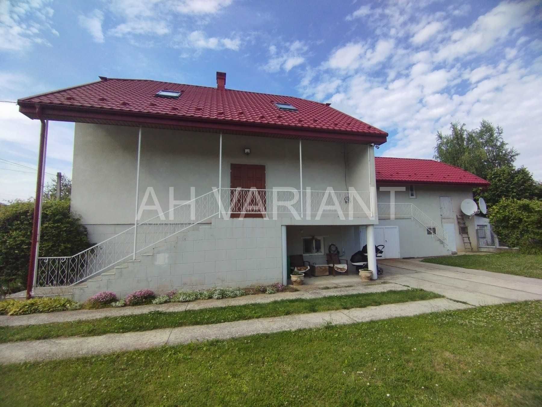 Продається будинок, с. Сторожниця
Код: 8761