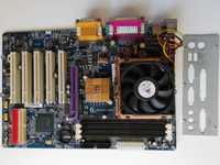 Płyta główna Gigabyte GA-8IE2004P + procesor intel pentium 4 2,4Ghz