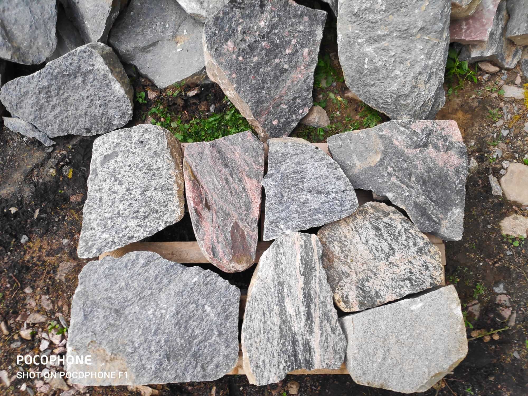 Kamień łupany polny bity ozdobny ciosany granit ogród ścieżki elewacje