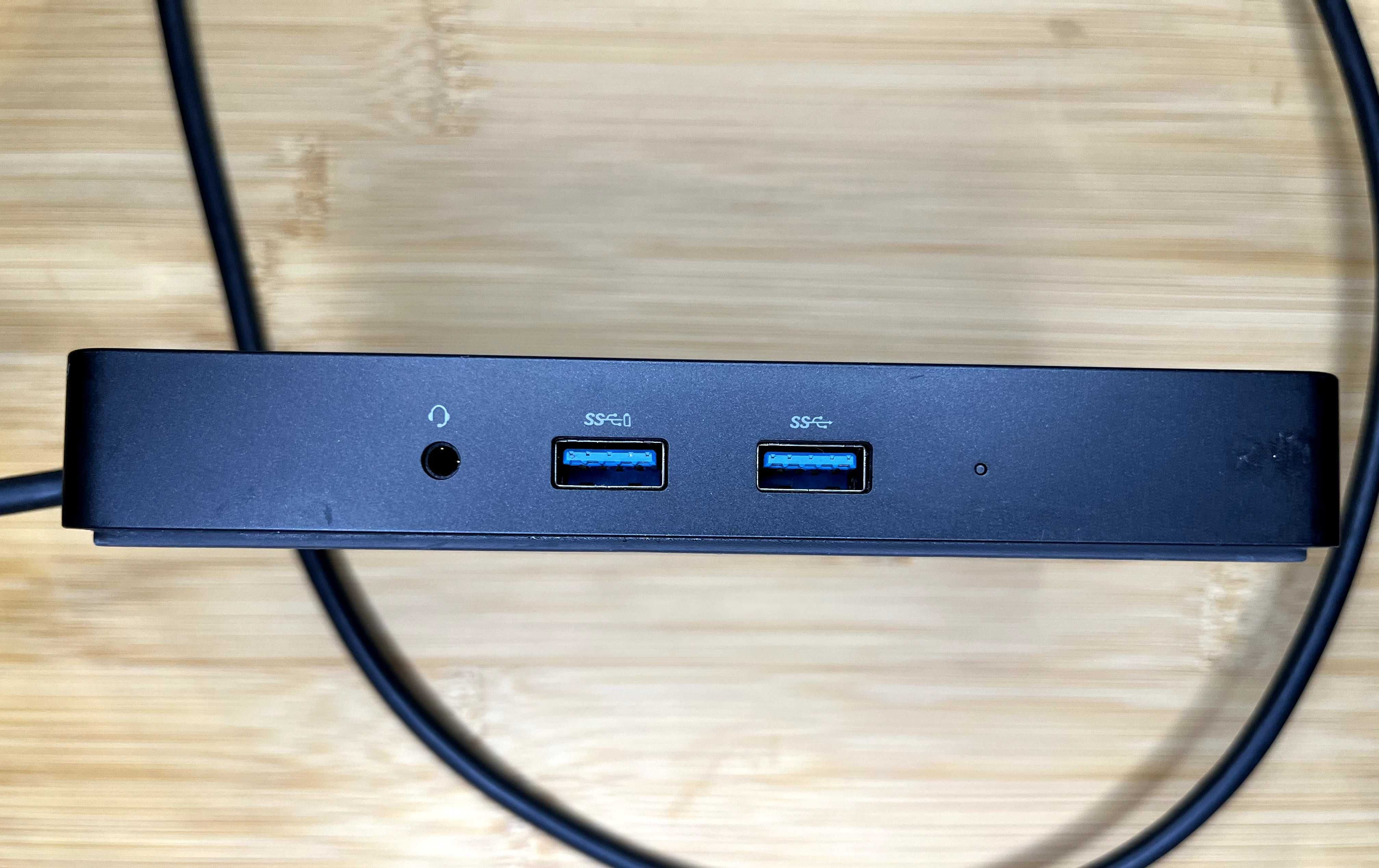 Stacja dokująca Dell WD15 Dock 180W – używana, w pełni sprawna