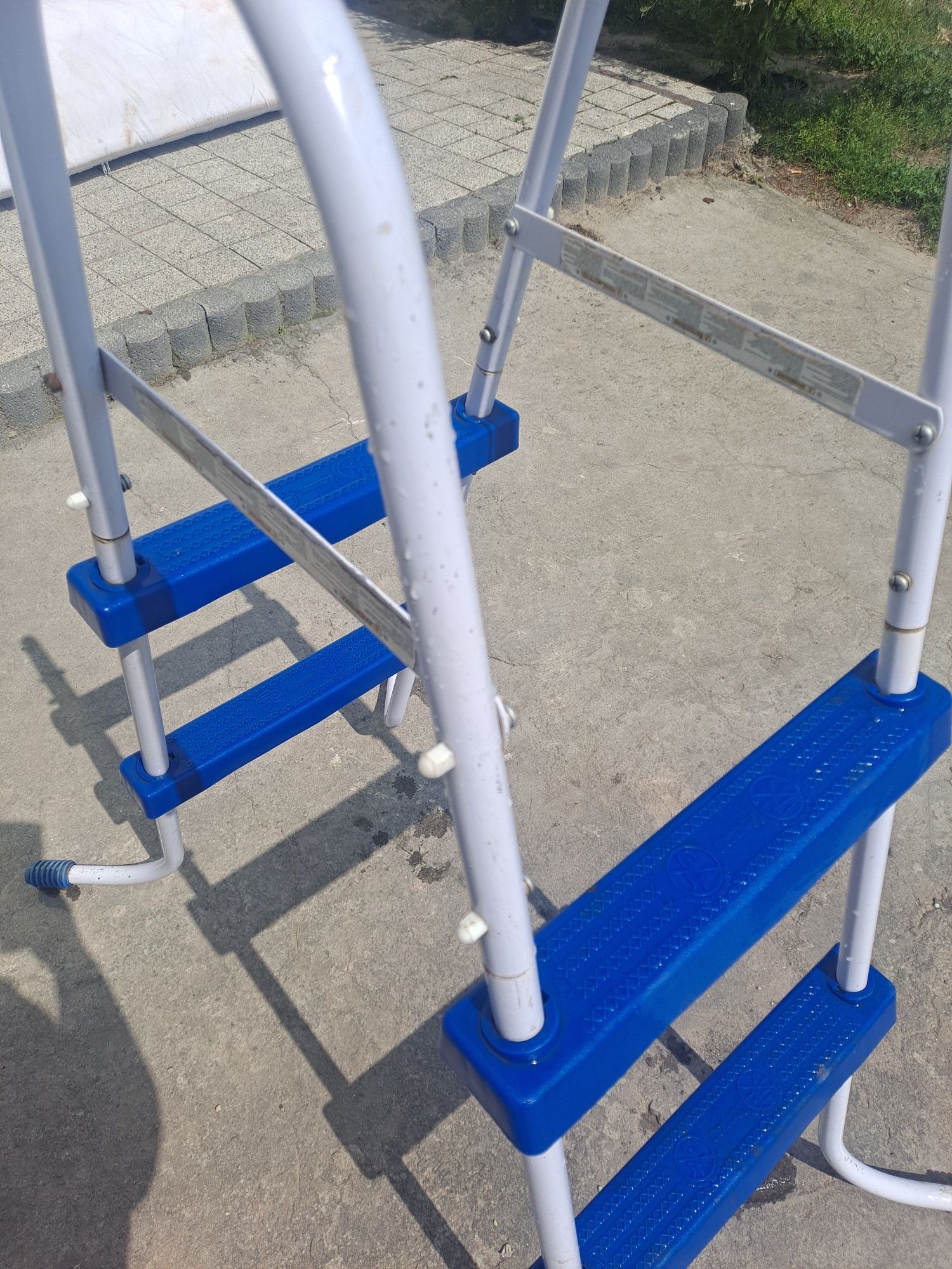 Drabinka basenowa Bestway
