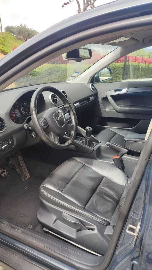 2010 Audi a3 1.6Tdi (Estofos em Couro)