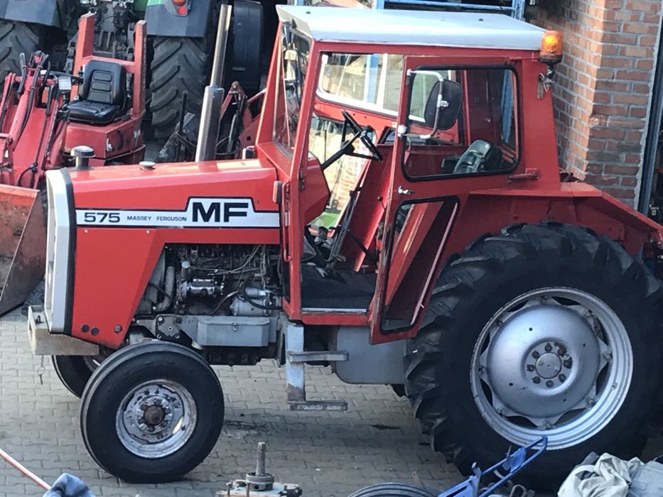 Massey Ferguson MF 575 Anglik orygina 305 idealnym stanie 4512 Renault