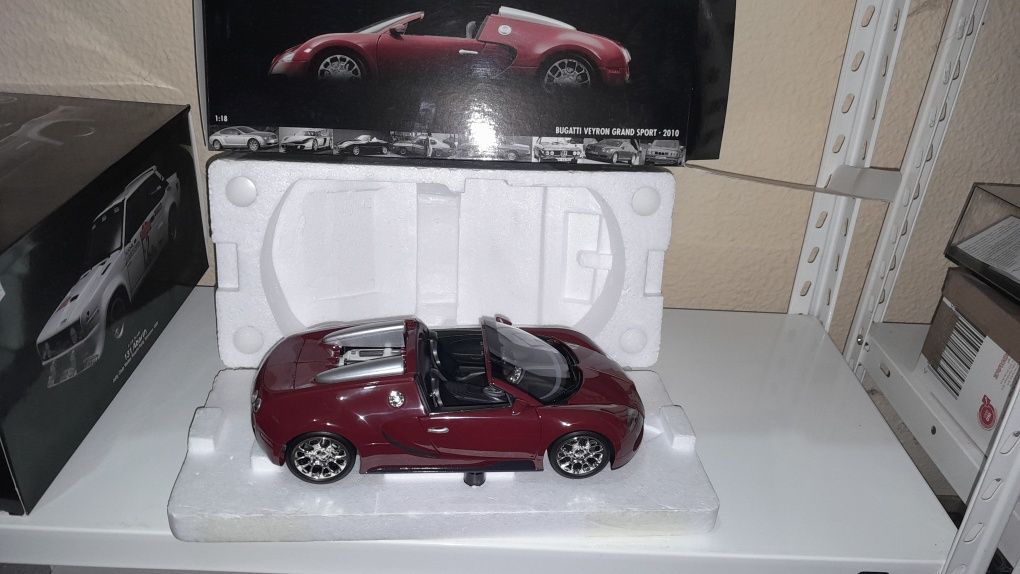 Largas dezenas de miniaturas 1/18