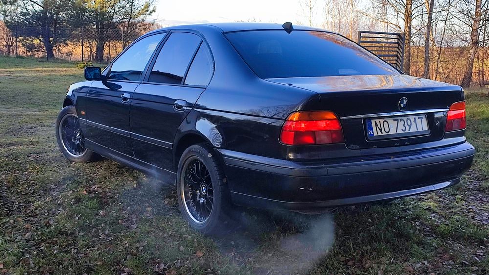 BMW 520i 1998r 150KM
