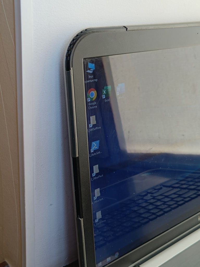 Ноутбук Dell Inspiron 5720 i5 17.3"