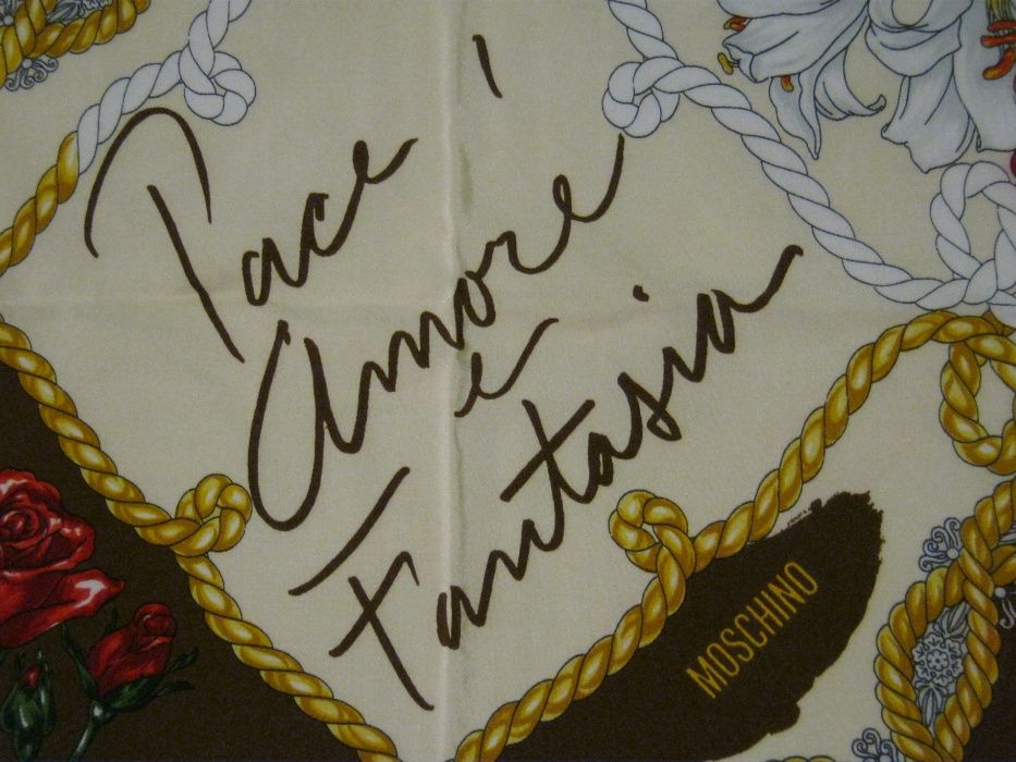 Коллекционный Moschino Pace Amore e Fantasia платок шелковый Москино