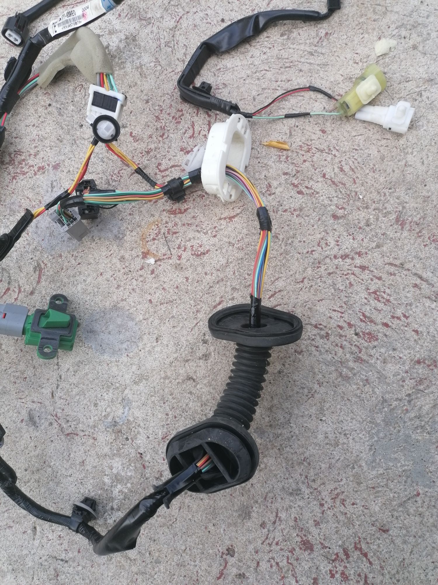 Suzuki Swift mk8 instalacja drzwi przednie prawe wersja 5 drzwiowa