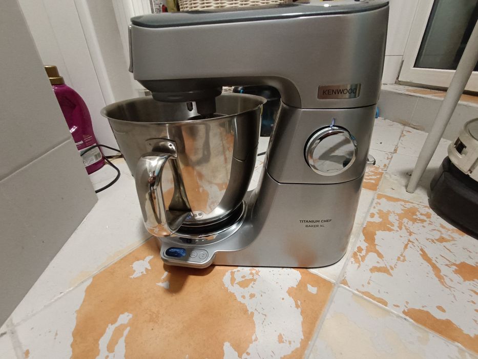 robot planetarny Kenwood Titanium Chef Baker XL.